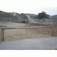 BARRIÈRE D'ACCèS FORESTIERE EN PIN