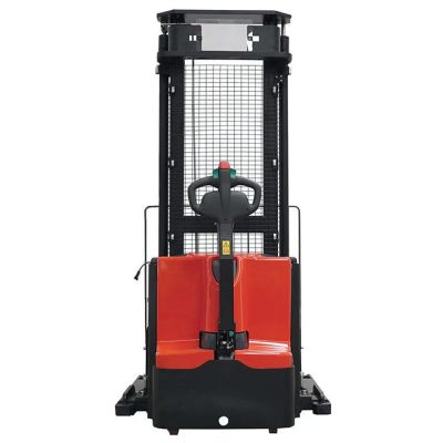 Gerbeur à conducteur accompagnant Gerbeur à conducteur accompagnant