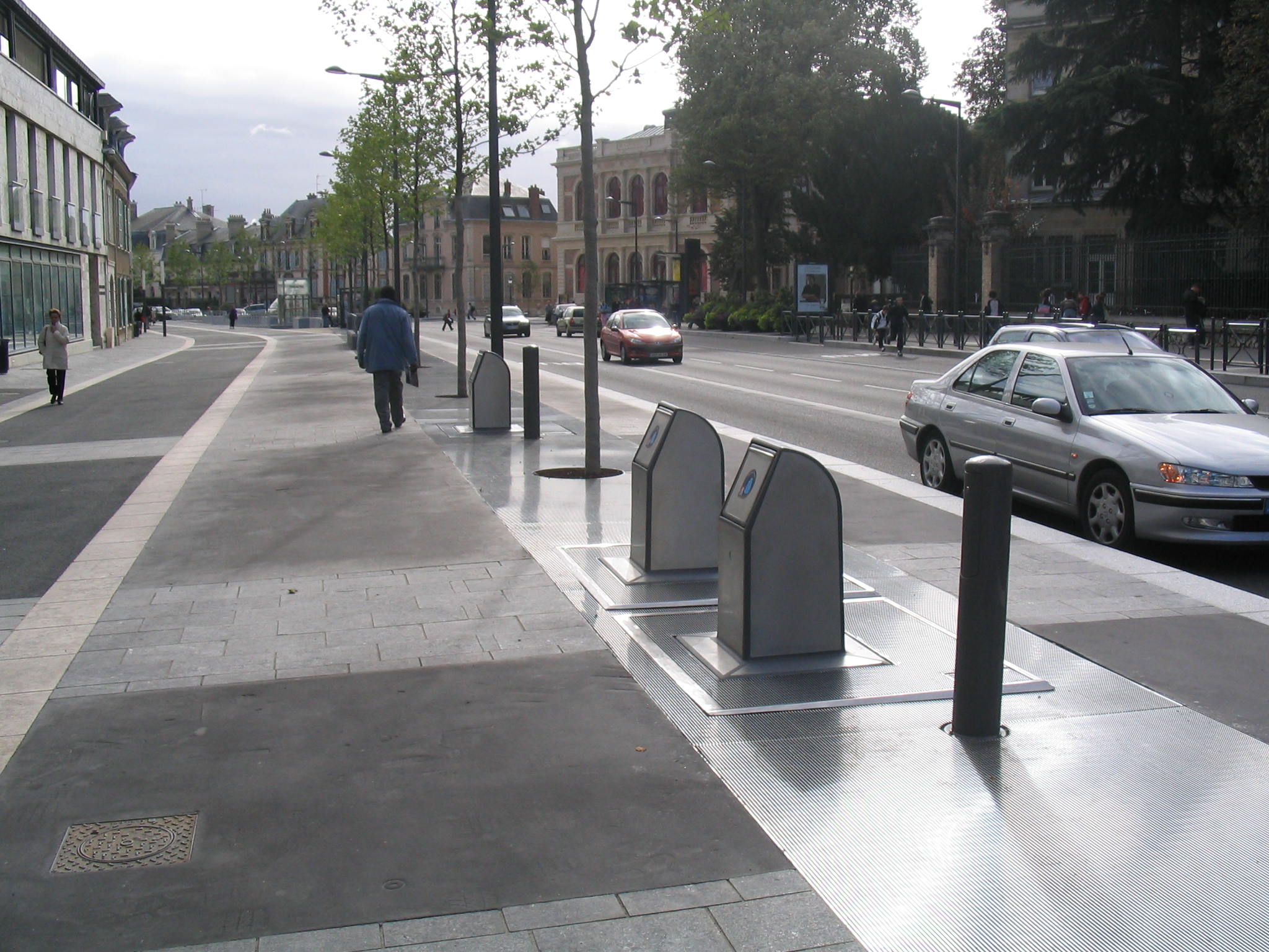 comment construire et utiliser une fosse pour enterrer les dechets
