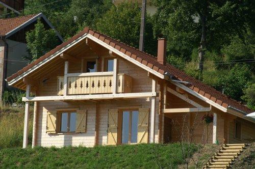 Balcon En Bois Kit : CHALET TRADITIONNEL – MEIX-SAGE Balcon En Bois Kit : CHALET TRADITIONNEL – MEIX-SAGE