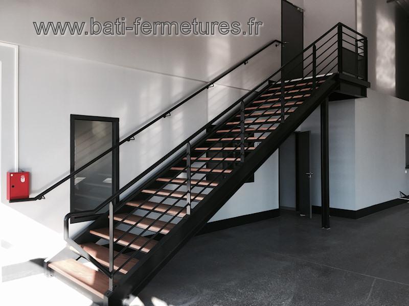 escalier droit 2m