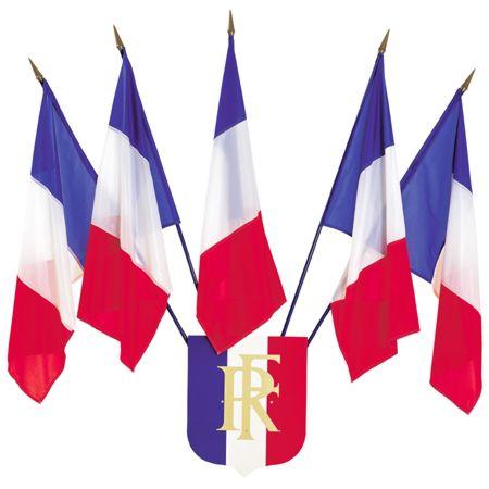 drapeau-francais-sur-hampe-special-zones-ventees-1369551.jpg