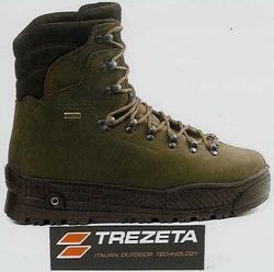 chaussure avec crampons retractables