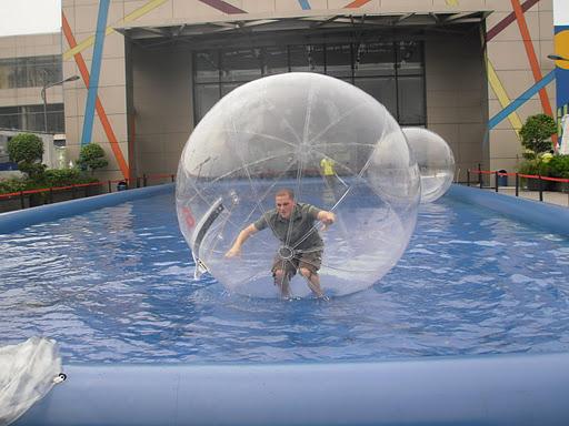 piscine gonflable water ball