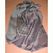 CRAVATE ET FOULARD COORDONNÉ