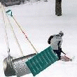 PELLES ET POUSSOIRS À NEIGE