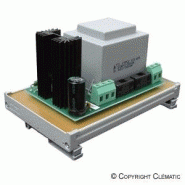 ALIMENTATION RéGULéE 13,8V - 2A, SUR SUPPORT PVC.