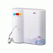 OSMOSEUR D'EAU SUR OU SOUS EVIER AVEC TRAITEMENT UV RO / 03