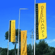MÂTS DE DRAPEAU AVEC POTENCE