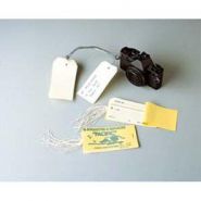 ETIQUETTES AMÉRICAINES AVERY - 120 X 66 MM - ATTACHE PAR FICELLE - MENTION ENVOI DE/DESTINATAIRE - BOITE DE 10