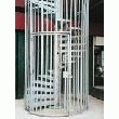 ESCALIER HÉLICOÏDAL EN CAGE