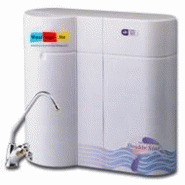 OSMOSEUR D'EAU SUR OU SOUS EVIER AVEC PURIFICATEUR UV