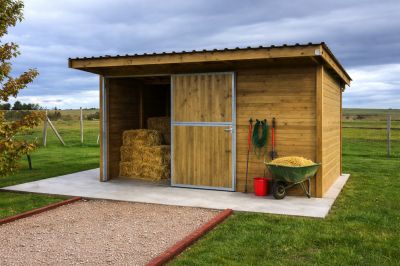Top 10 des fabricants de box pour chevaux