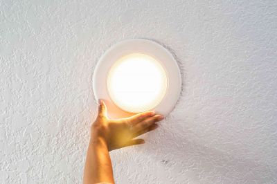Combien coûte un plafonnier LED ?