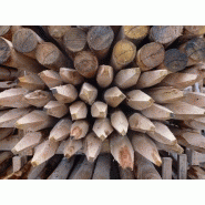 Poteau de clôture en bois