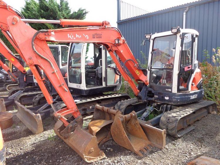 Minipelle Kubota U50-3A - 5 tonnes, 5690 heures, 2007, 4 godets, cabine, chenilles caoutchouc