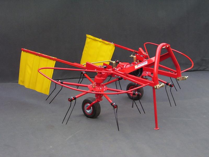 Faneur - Andaineur à rotors GR16 pour tracteur à partir de 16ch, largeur travail 200cm à 310cm