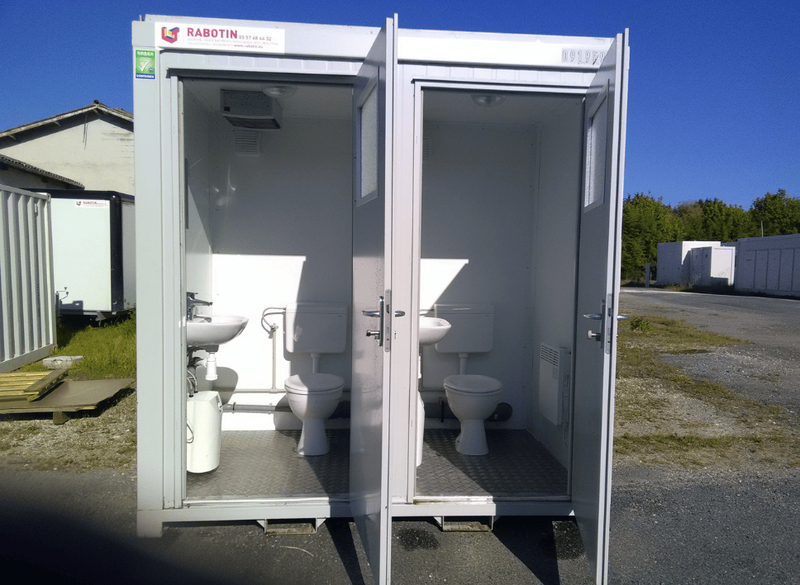 WC à raccordement - léger et résistant, personnalisable jusqu'à 14 unités