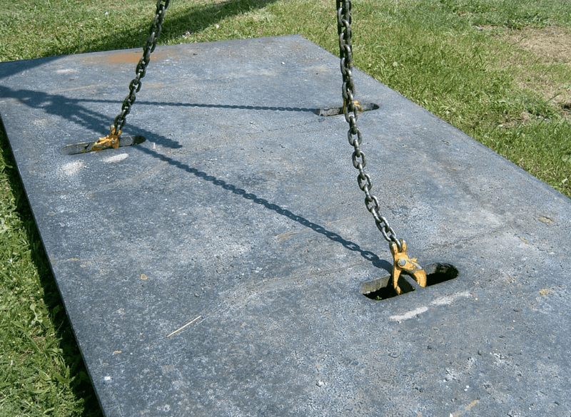 Plaques de chaussée acier - excellente répartition des charges et revêtement antidérapant