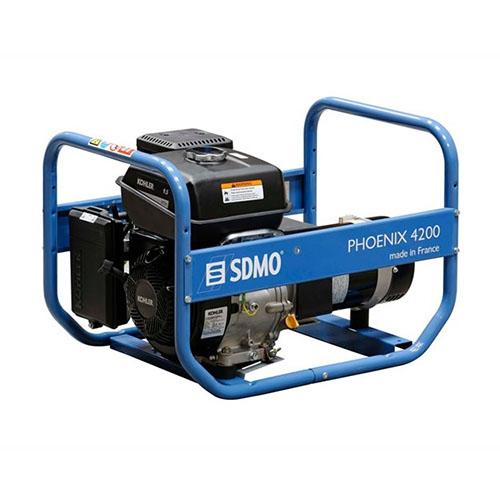 Groupes électrogènes essence - triphasé ou monophasé, 7 à 200 kVA, 4 à 380 litres, neufs ou réparés