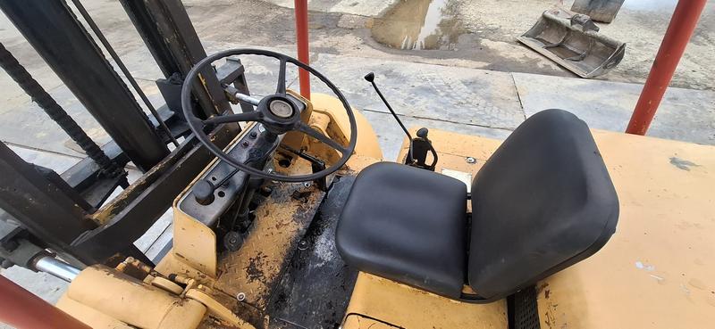 Chariot élévateur Hyster F7060DPJ - Inverseur mécanique, élargisseur de fourches, hauteur de levage 3300 mm, charge 6T