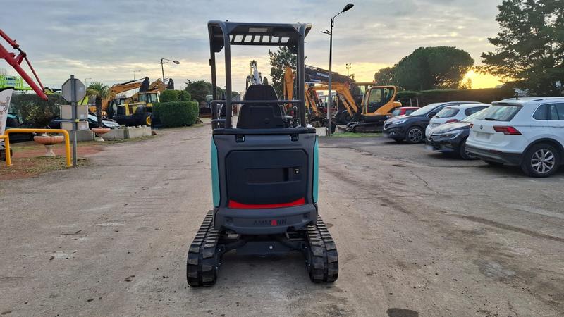 Mini pelle AMMANN AMX18-2 - Canopy, chenilles caoutchoucs, train de chaines extensible, lame avec extension, 3 godets, année 2023, poids 1,8 T