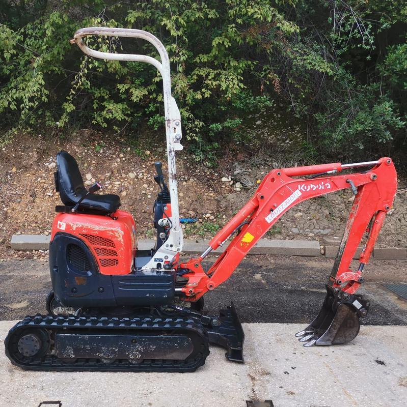 Occasion – Minipelle 1T Kubota U10.3 - 1m80 de profondeur d'excavation max, 2m21 de hauteur déversement max