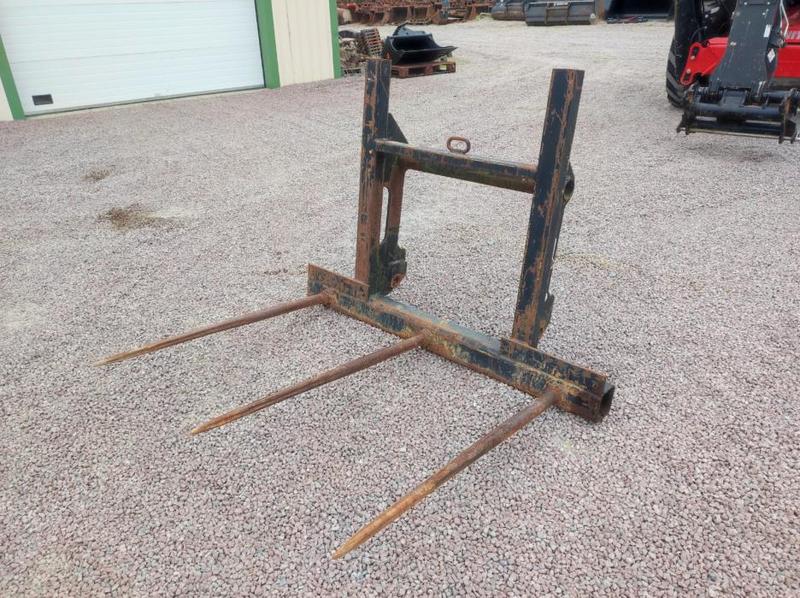 Pique botte Magsi - Interface Bobcat/MF - 3 doigts - Bon état