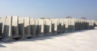Eléments béton en T - auto-stables, mobiles, pour stockage et soutènement