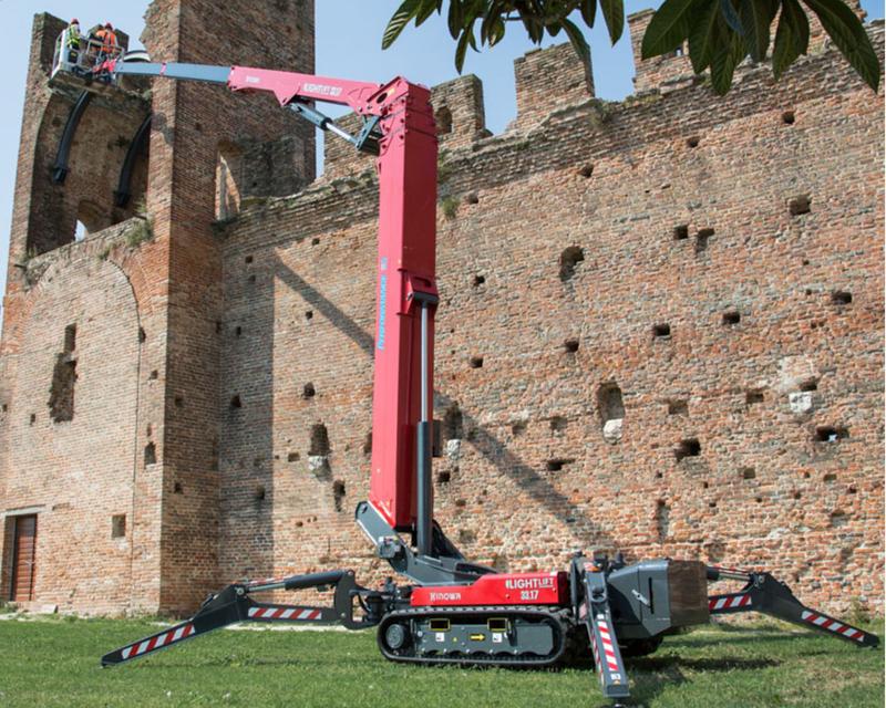 Lightlift 33.17 Performance IIIS - Nacelle aérienne - Hauteur 32.60 m - Déport 16.50 m - Moteur diesel Kubota ou électrique
