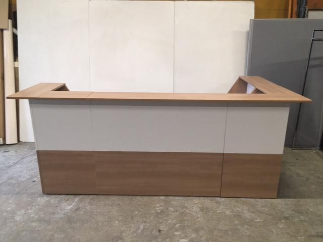 Comptoir d'accueil modulable - 140x62x117 cm, 2 modules gauche/droite, module PMR et simple