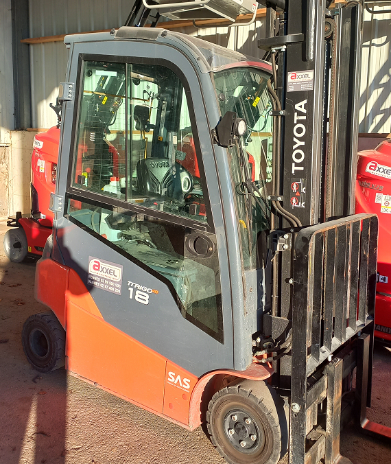 Chariot Elévateur Toyota 8FBM18T - 1.8 tonnes, 3.7 m de hauteur, électrique, DUPLEX GRANDE VISIBILITE