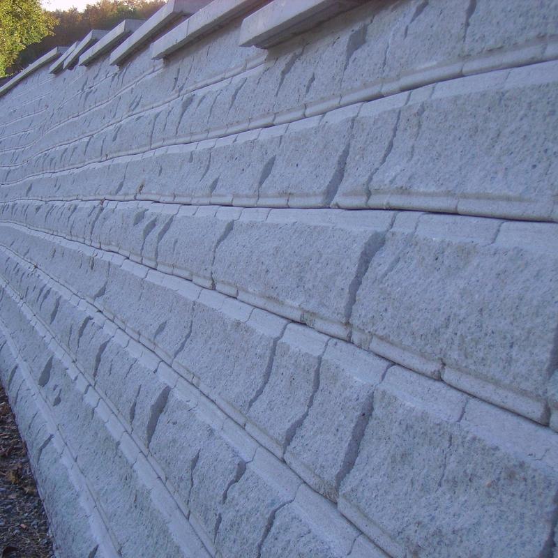 Pieramur ® élément aspect pierre éclatée, pour murs de max 2 m de hauteur