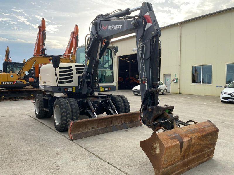 Pelle sur pneus TEREX TW 95 - 2017, 8 tonnes, 3500 heures, référence P820