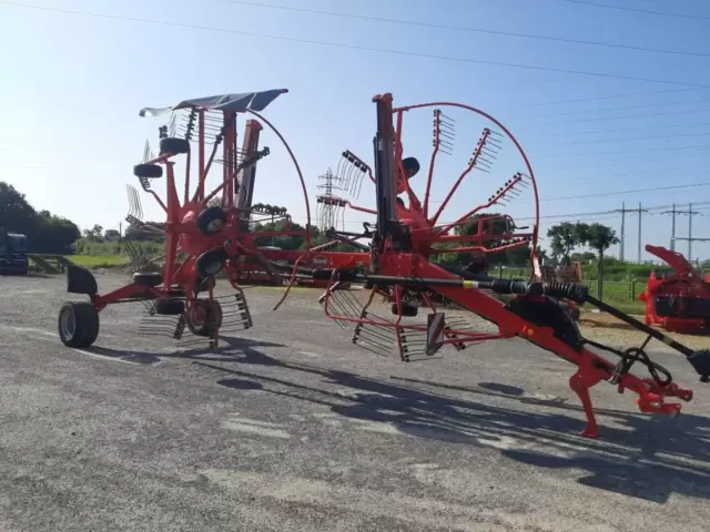Andaineur Kuhn GA 8830 - largeur de travail 8.8 m, année 2023