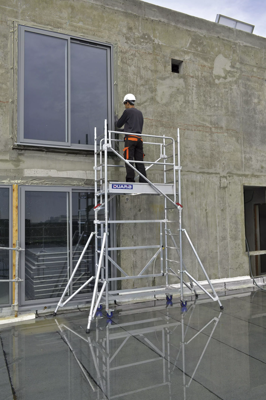 Échafaudage roulant aluminium DOCKER Mini intérieur / extérieur jusqu'à 6,30 m