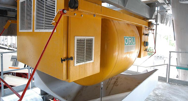 ORU FLY - Systèmes de distribution du béton avec translation hydraulique à vitesse variable et compacité maximale