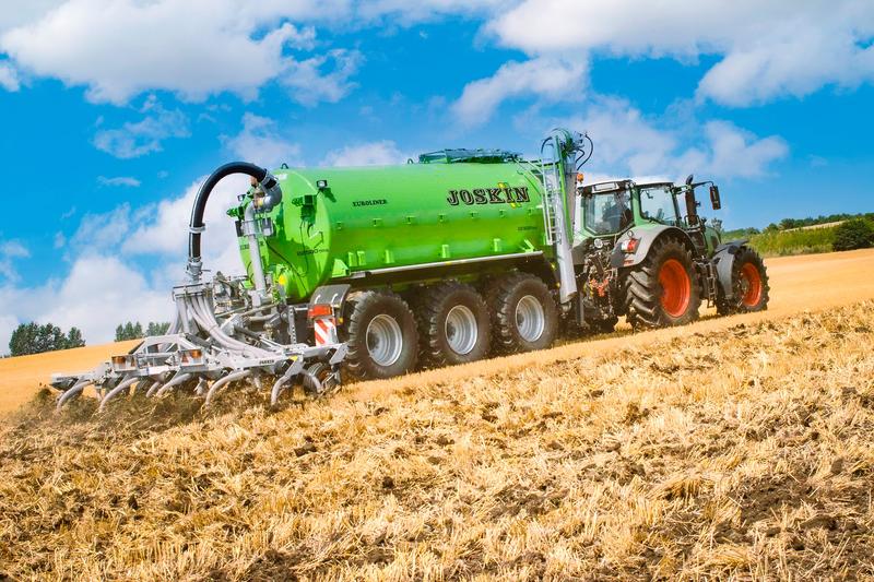 Injecteur de culture Terraflex/3 - dents vibrantes triple rangée - largeur de travail 4.4 à 6 m