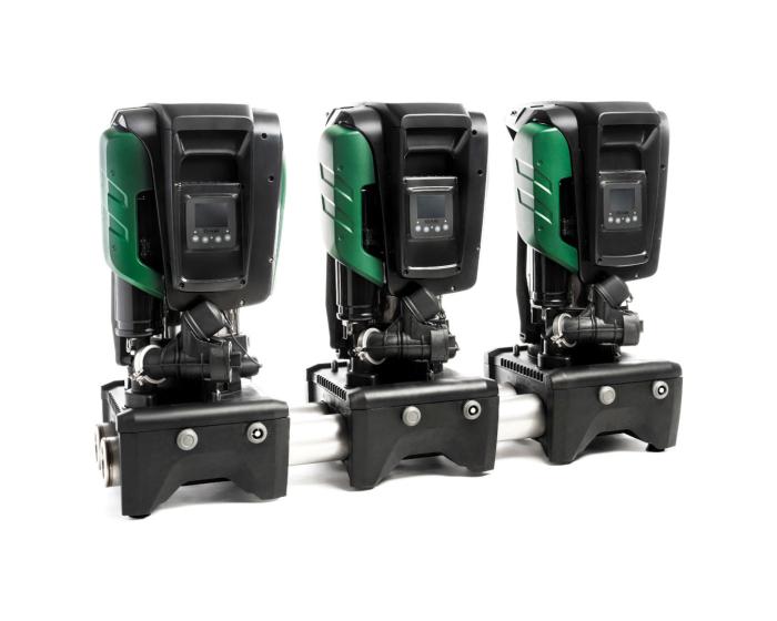 Batterie de 3 ESYBOX - 15 m³/h par pompe, variateur de vitesse intégré, connectivité Wi-Fi