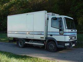 IVECO 80E18 EUROCARGO - CAISSE FRIGO - 4x2 - 3.10 m - 170 440 km - BLANC