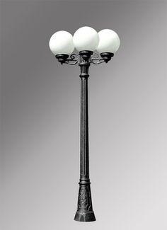 Lampadaire Ricu Bisso G300 3L - 2400mm hauteur, noir diffuseurs opal, culot E27, résine résistante, IP55, 3 ampoules LED 12W blanc du jour