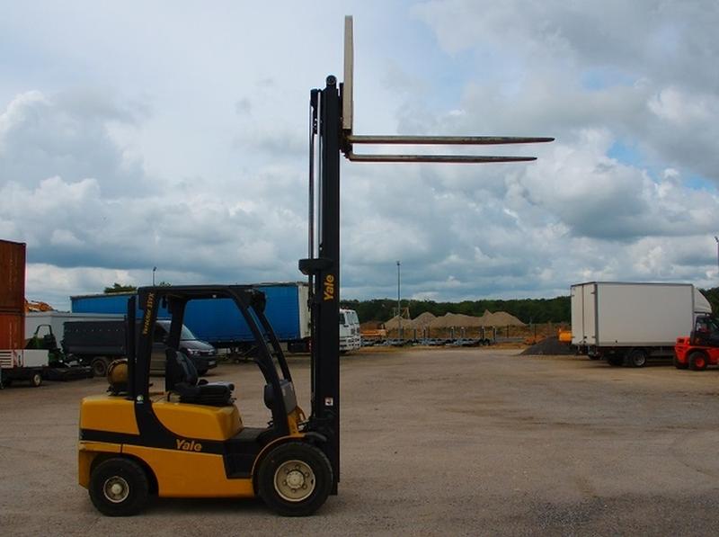 Chariot frontal gaz Yale 3T5 3,60 m - GLP 35 VXV 2445 Veracitor - 3 500 kg de capacité de charge