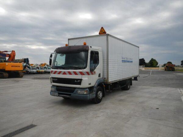 Camion DAF LF 45 - hayon - référence 10962
