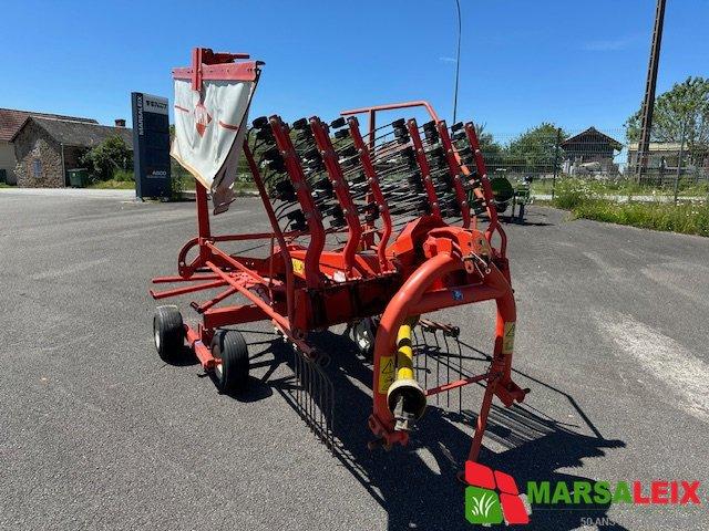 Andaineur Kuhn GA 4321 GM - largeur de travail 4,2 m - occasion - 2003 - simple rotor - 12 Bras porte-dents