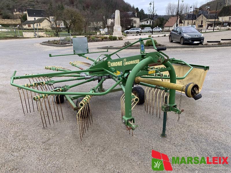 Andaineur Krone SWADRO 42/13 - 4,2 m de largeur, 13 bras, essence 2008, bon état