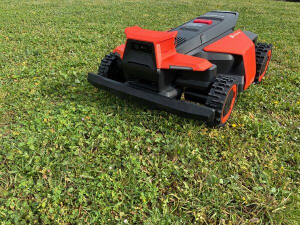 NAVIMOW Robot de tonte serie M – CM120M1 – 12000 m2 - Robot de tonte SEGWAY