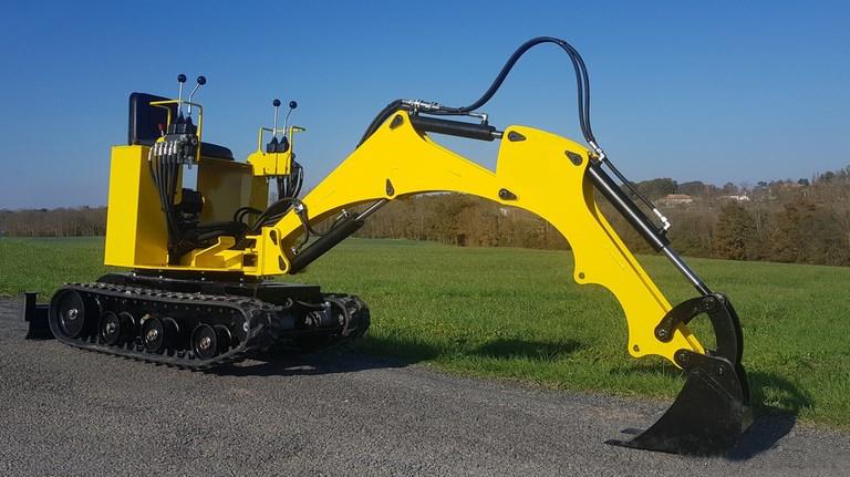 MINI-PELLE PH400 6,5cv - Moteur Excalibur, godet au choix, bras déportable, 720 kg