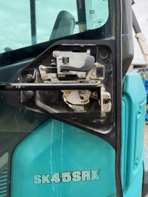 Kobelco SK45SRX-6E - Mini-pelle sur chenilles d'occasion 2021 - 4,7 t - 29.1 kW (40 CV)