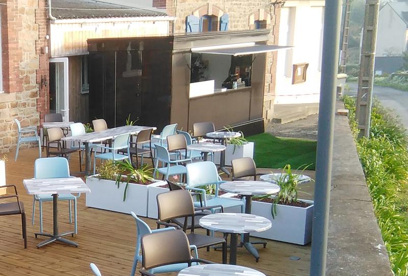 Remorque Food Truck Creperie sur-mesure - Modèle Novatruck - 10 m² - Activité galettes et crêpes