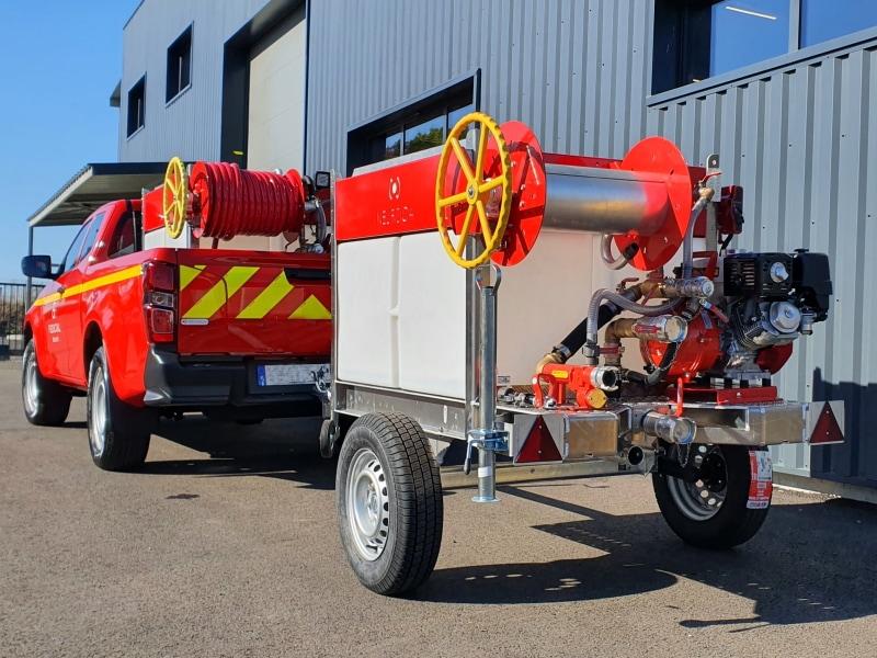 Kit incendie remorquable - Lutte incendie mobile avec réservoir 215 à 1000 litres et motopompe